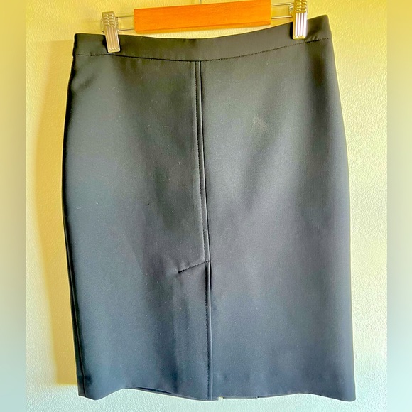 BCBG Black Slit Skirt (Front and Back), Size 0. EUC - Picture 5 of 5